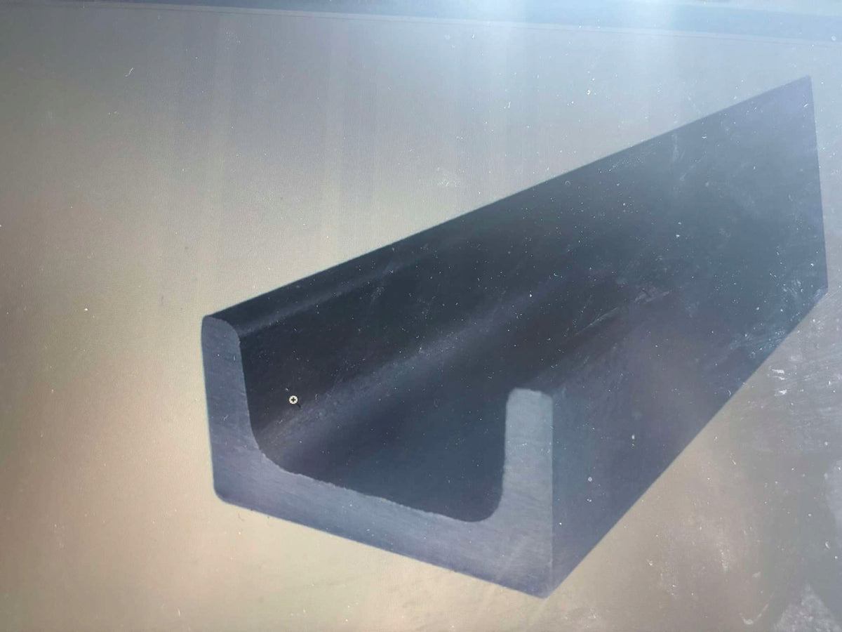 Ceownik stalowy g/w UNP 140x60x7 2 metry