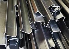 ceownik stalowy 30x30x2 z/g